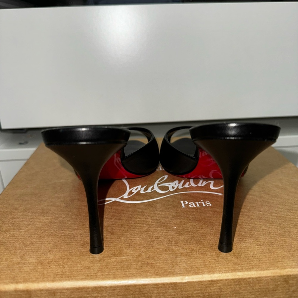 Christian Louboutin Me Dolly 85MM Leather Mules - Picture 7 of 8